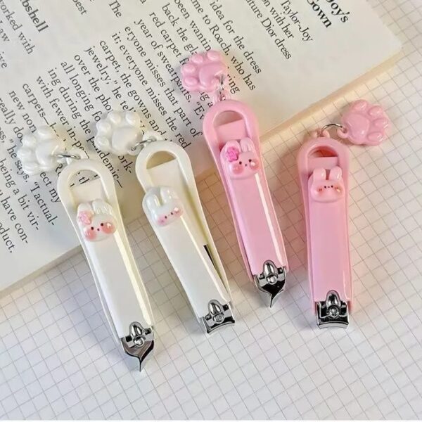 Factory Direct Sales Cute Cartoon Girl's Heart Nail Clippers Single Pack Portable Creative Children's Nail Clippers Household Small Nail Clippers